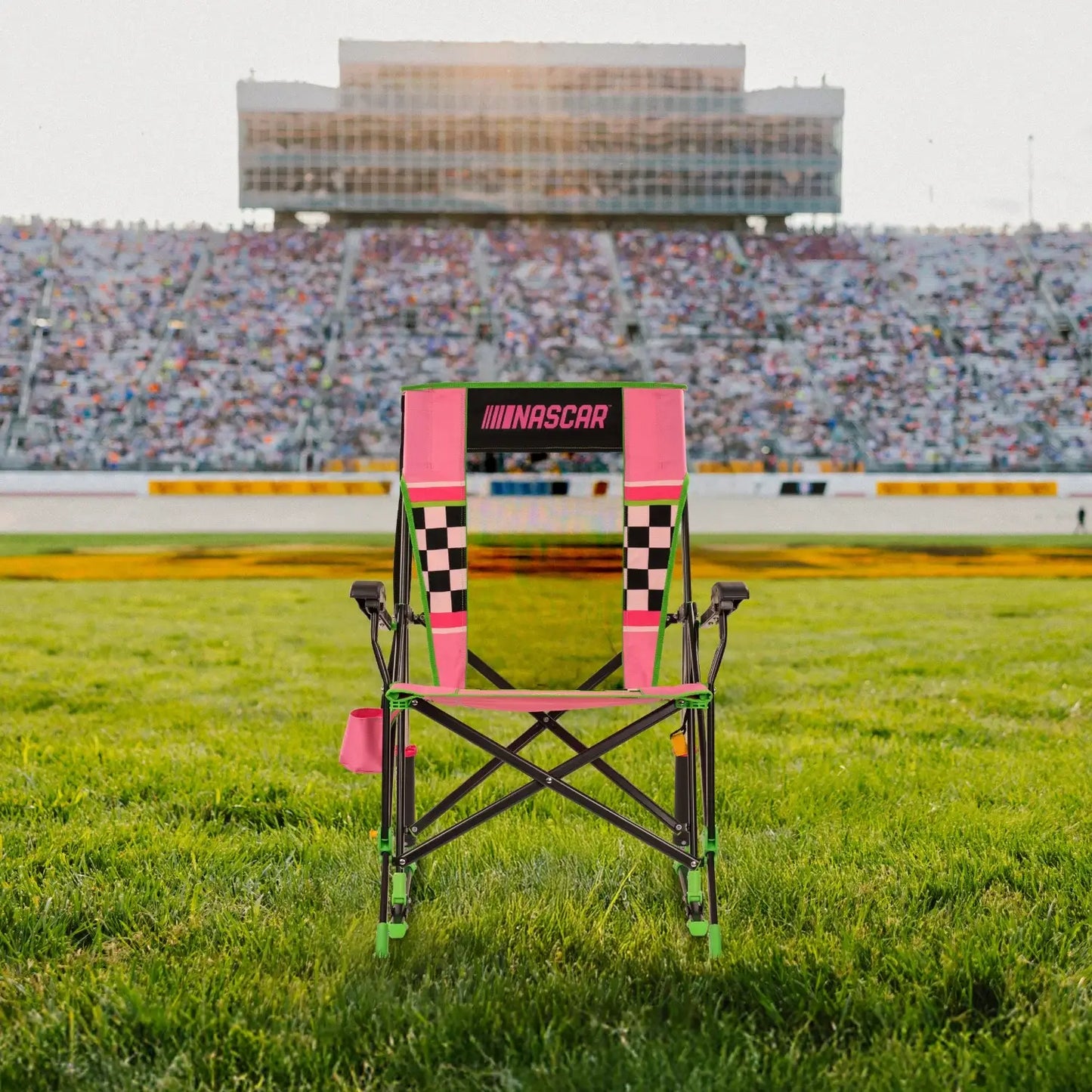 NASCAR RoadTrip Rocker™ - Pink